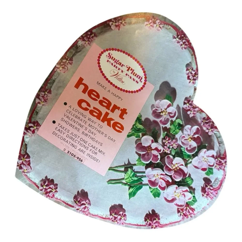 Vintage Wilton‎ Heart Cake Pans Lot of 2 1971 Sugar Plum Party Pans One Insert